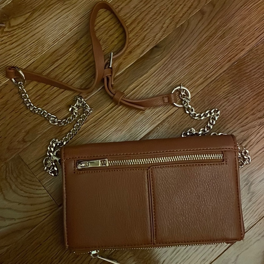 Camel colored zipper crossbody!!